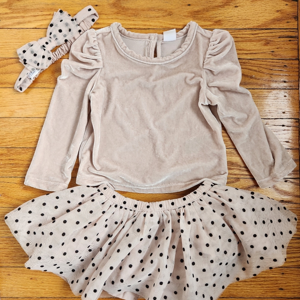 EUC baby GAP matching set of light pink and polka dot tulle skirt and bow 12-18m